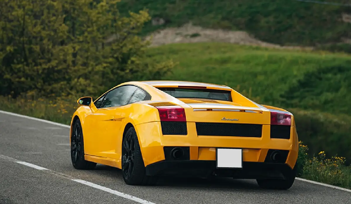 Lamborghini - Gallardo LP 560-4 - Best Car Rentals - Best Preowned Car - Exclusive Concierge Club.webp